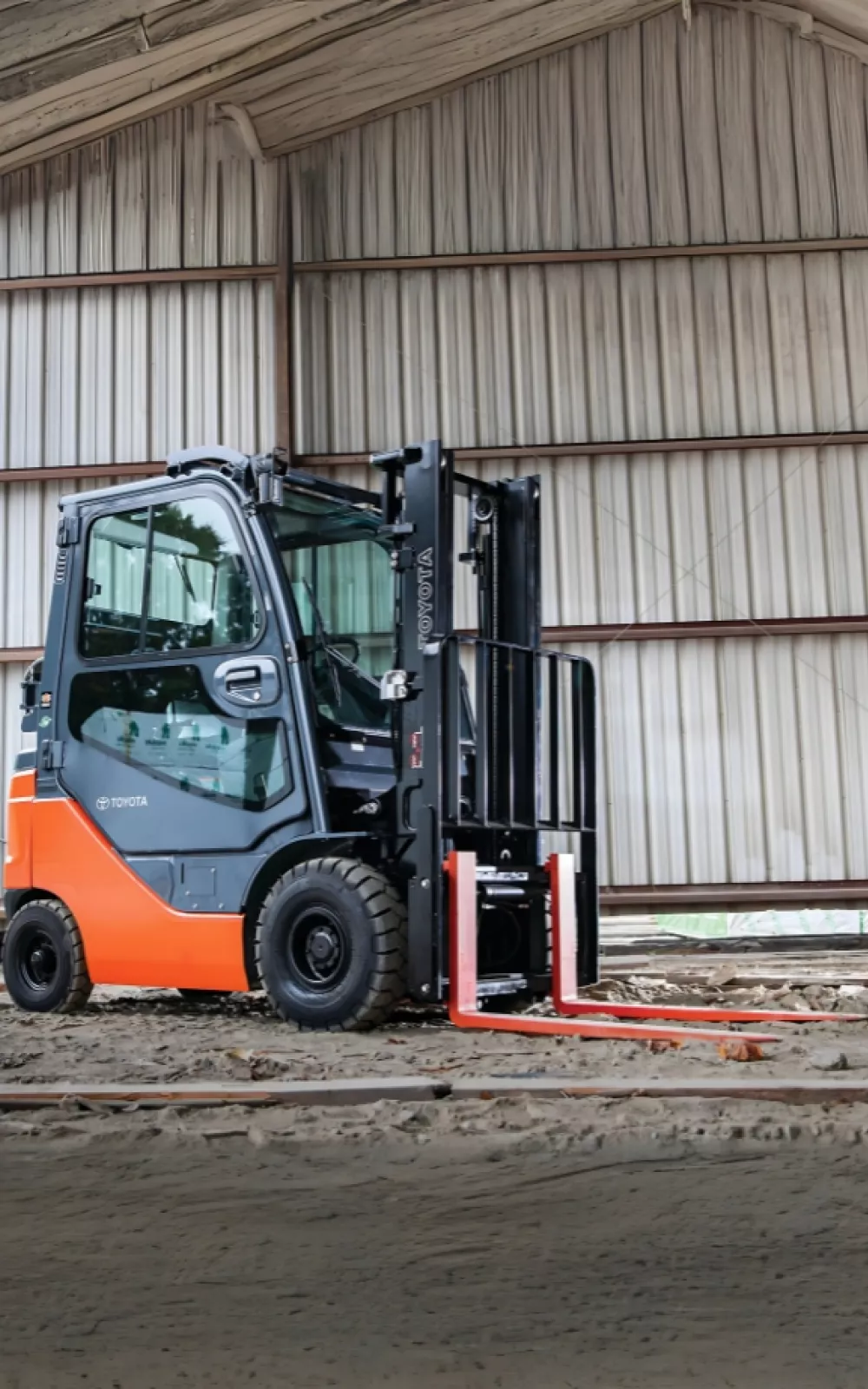 Core IC Pneumatic Forklift