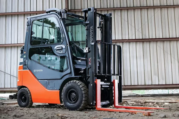 Core IC Pneumatic Forklift