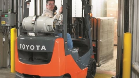 Running Out Of Forklift Fuel Changing Forklift Lp Tank Prolift