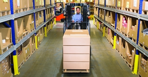 Drive-In/Drive Through Pallet Racking image