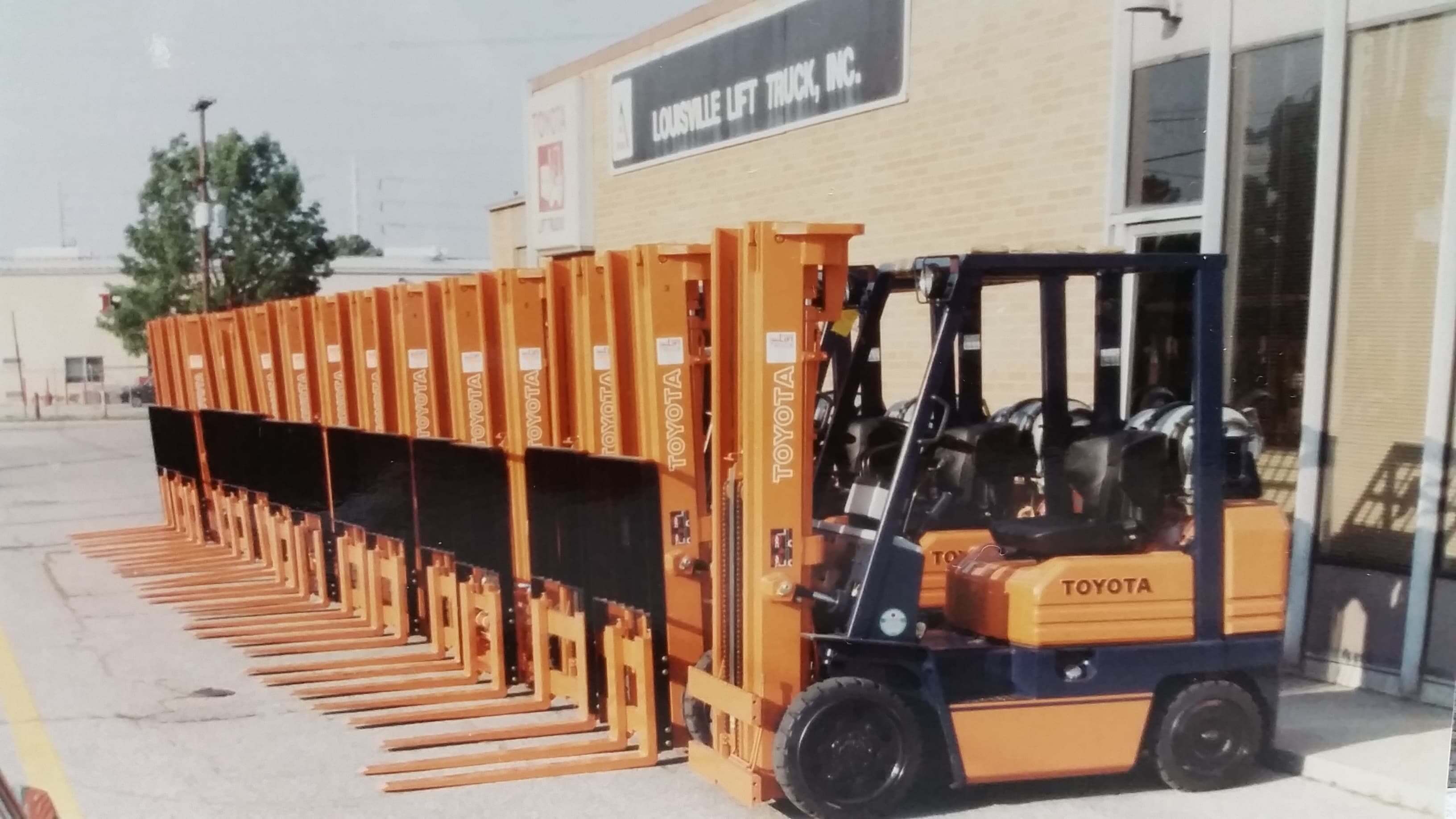 Forklift History And Classification Prolift Toyota Material Handling