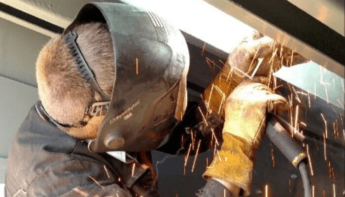 Prolift Toyota employee welding materials
